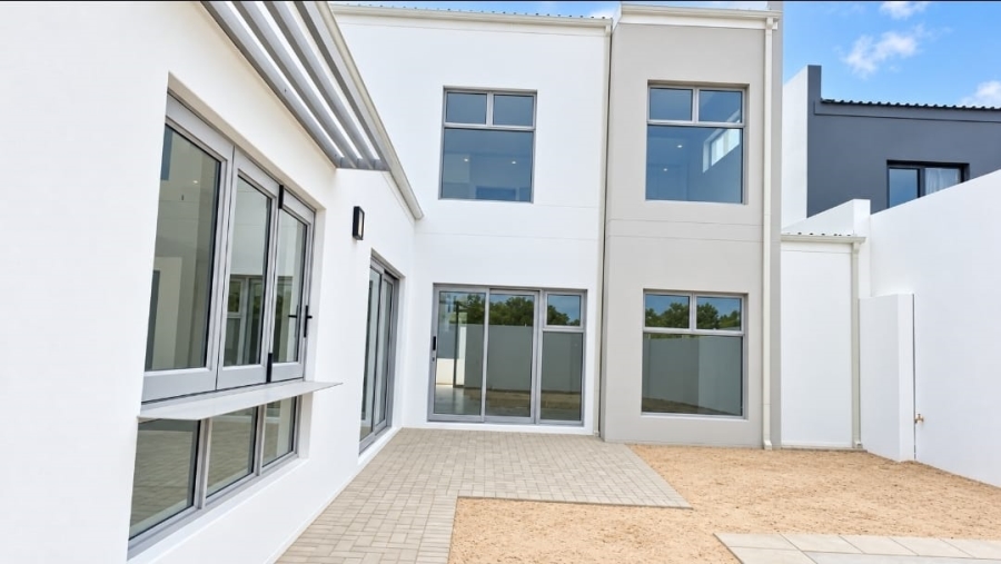 4 Bedroom Property for Sale in Sandown Western Cape
